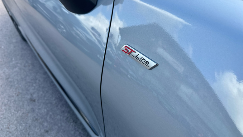 Ford Puma 1.0 EcoBoost Hybrid mHEV ST-Line 5dr Petrol Hatchback